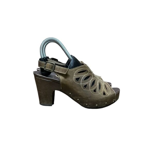 Dansko Rowena Crazy Horse Clog in Brown Size 7.5-8 or 38 - Picture 1 of 10